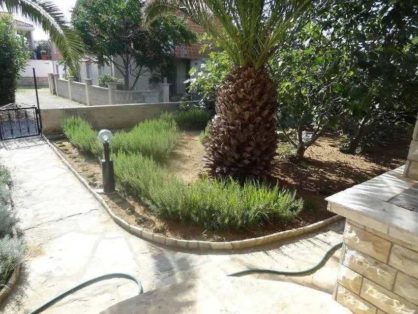 Apartment In Vir