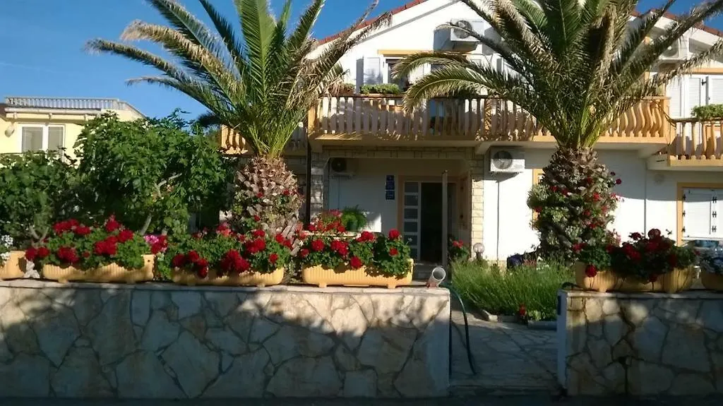 Apartment In Vir