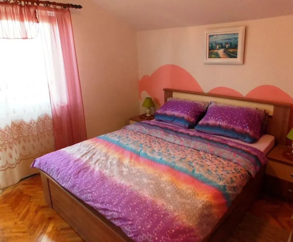 Apartment In Vir Croatia
