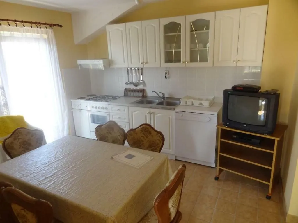 Apartment In Vir